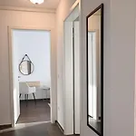Delulu Homes Coresi براشوف