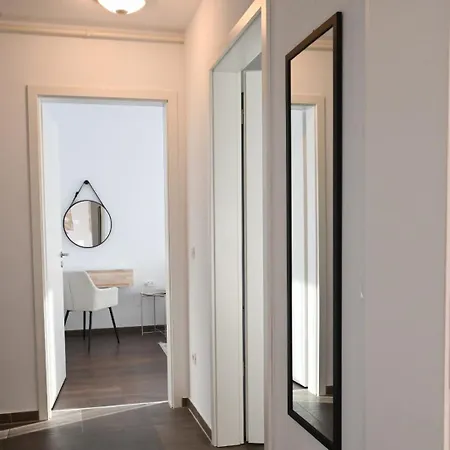 Delulu Homes Coresi Брашов