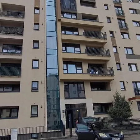 Delulu Homes Coresi Апартаменты